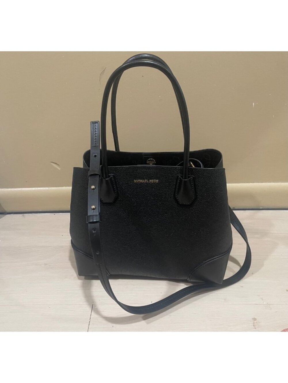 Michael kors mercer gallery medium perforated leather tote bag
